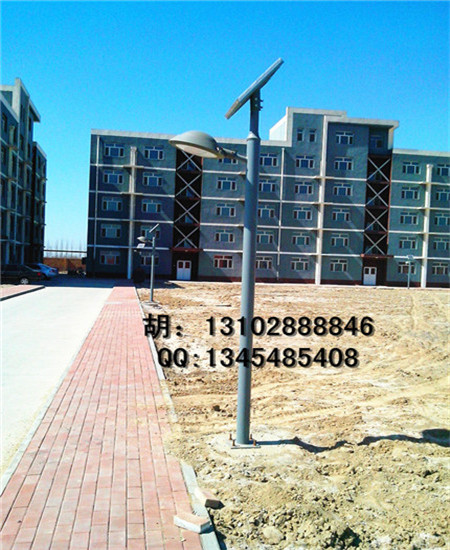 太陽(yáng)能路燈7.jpg